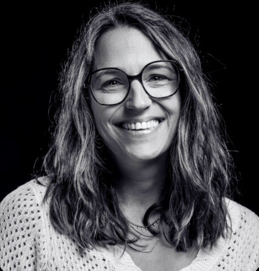 Elise, consultante en stratégie média partenaire Laura Morin